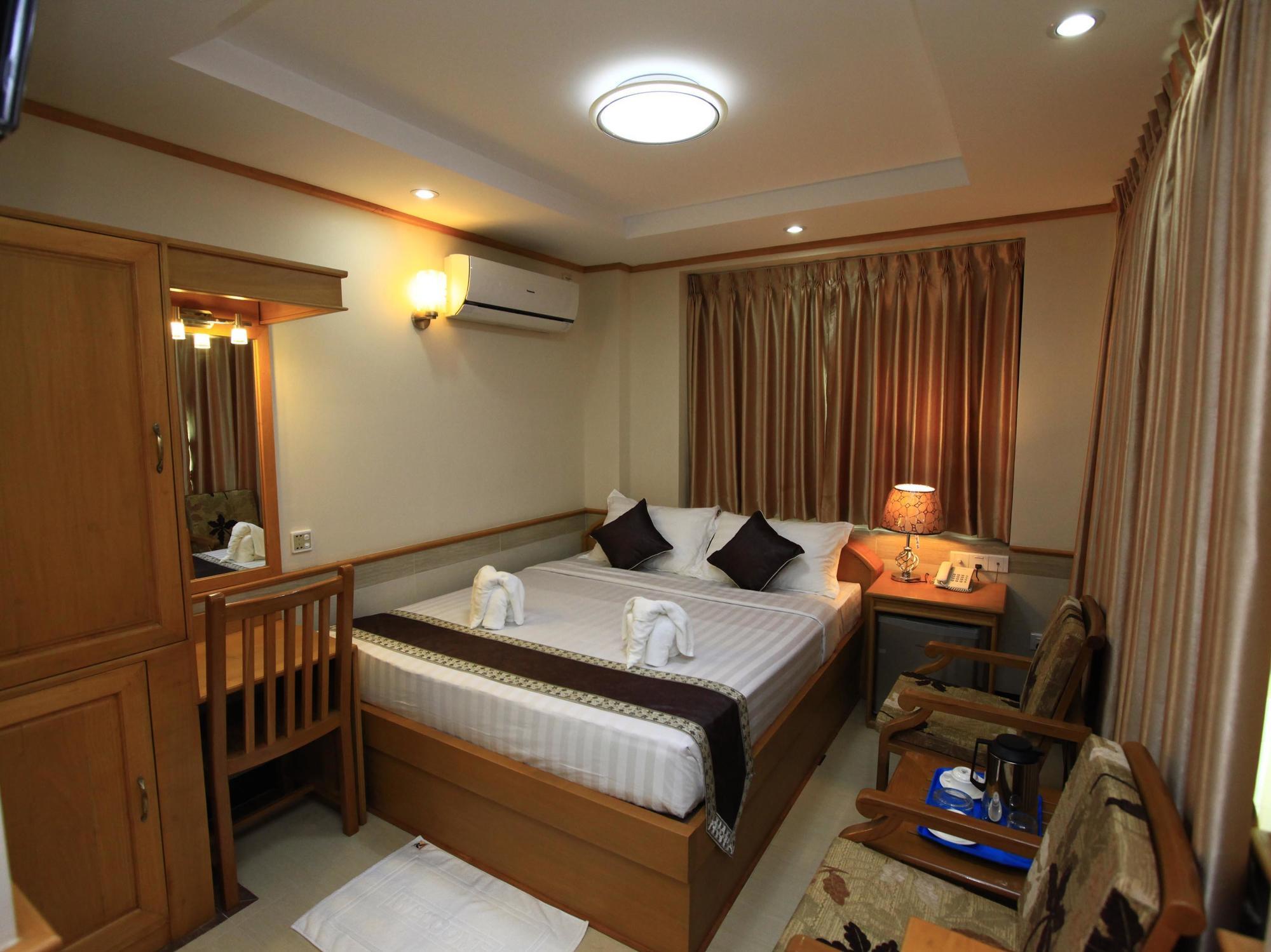 Hotel Novel ย่างกุ้ง ภายนอก รูปภาพ
