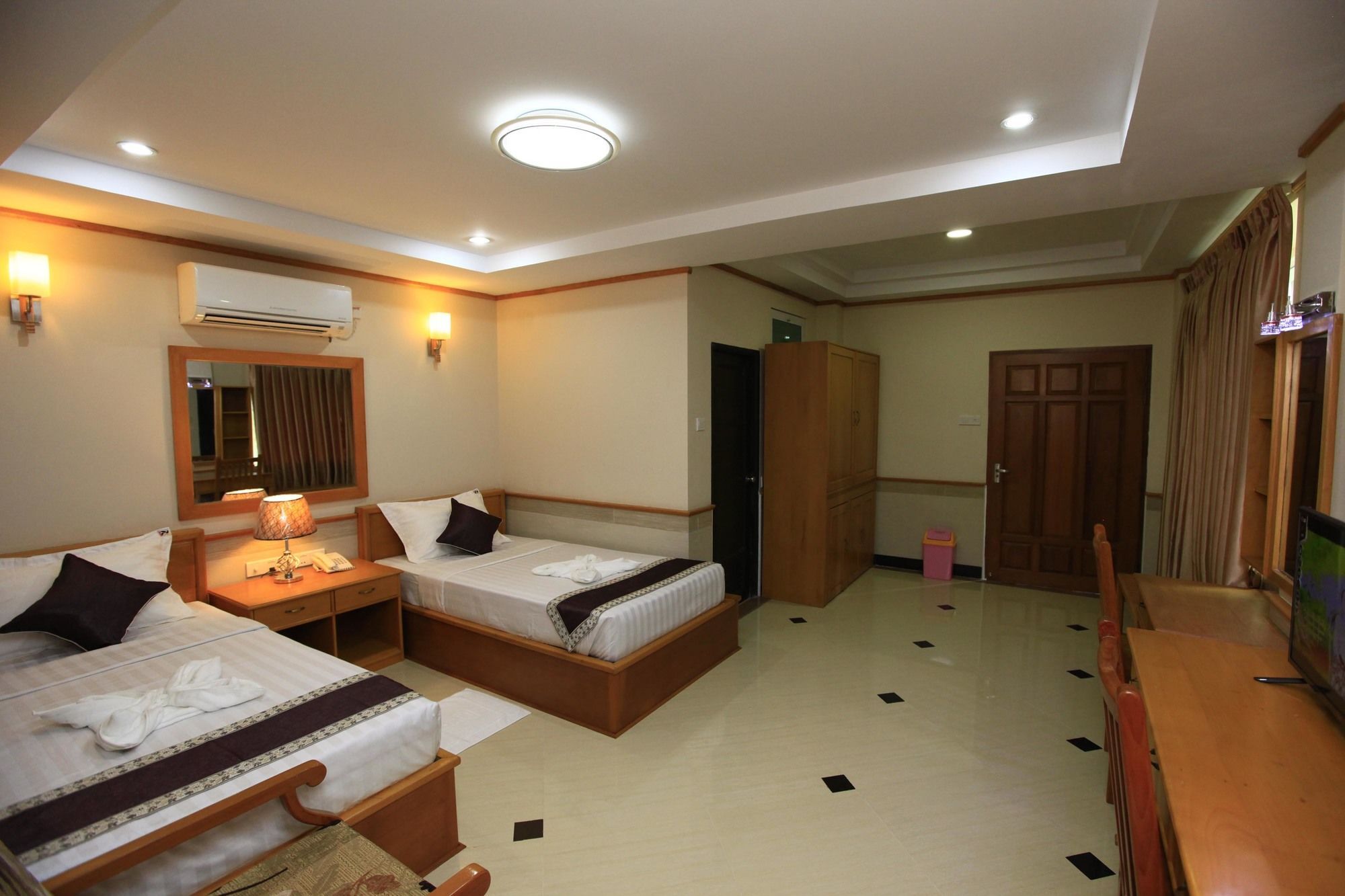 Hotel Novel ย่างกุ้ง ภายนอก รูปภาพ