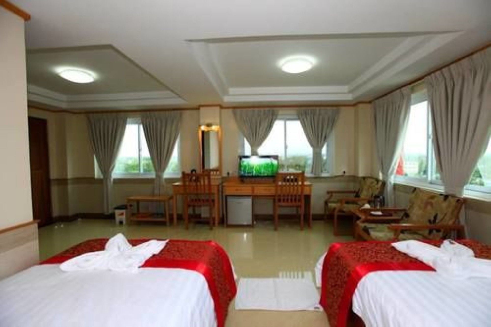 Hotel Novel ย่างกุ้ง ภายนอก รูปภาพ